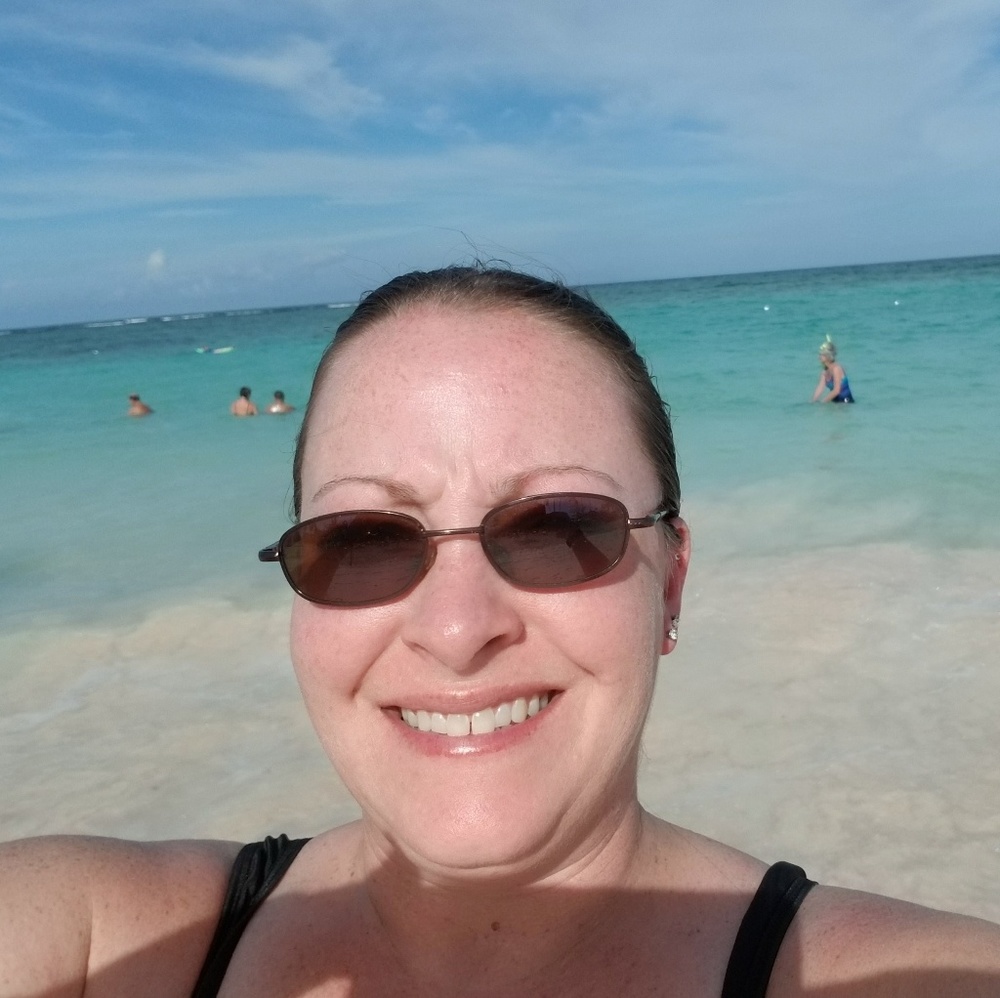 Meet your Posher, April